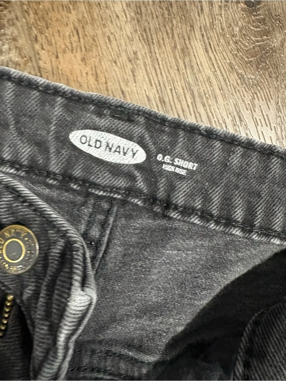 Old Navy Black Roll-Cuff Denim Shorts